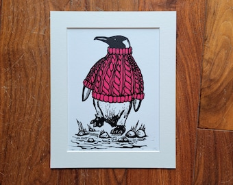 El pingüino Bejumpered en rosa - impresión de arte de pájaro linograbado hecho a mano