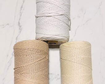 Cordón de macramé de algodón reciclado de 2 mm. Tonos tierra, 300 metros.