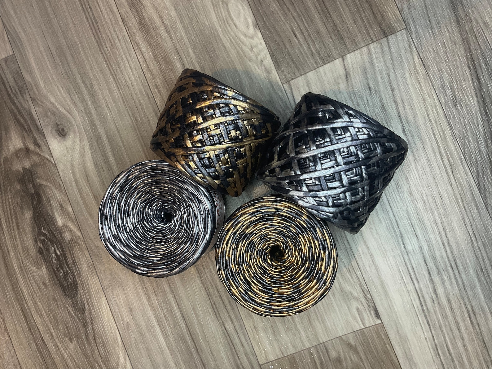 Metallic Leopard Print T-shirt Yarn: Bronze & Silver, 50 Yards - Etsy