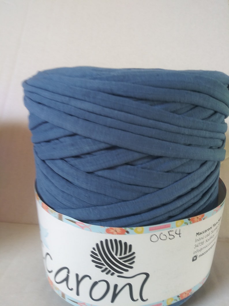T-Shirt Yarn.100/% recycled T-shirt Yarn.T-Shirt Yarn Spaguetti Yarn.164 Yds T-Shirt Yarn Cotton T-Shirt Yarn COLOR #0054 Fabric Yarn