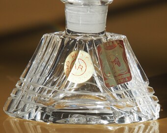 Czechoslovacia Hand cut Crystal Perfume Bottle w/Stopper. Beautiful spear point stopper.