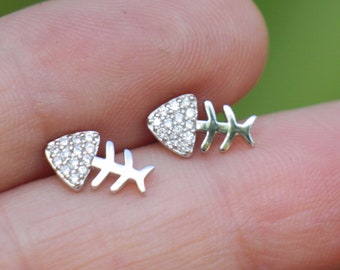Silver Fish Earrings, Fish Studs Jewelry, Silver Zircon Fish Skeleton Earrings, Small Sea Life Glittery Stud Earrings, Silver Fish Stud Gift
