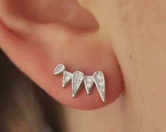 Pendientes de plata para mujer, tachuelas de circonio plateado, pendientes geométricos de plata, pendientes de poste de brillo suave, joyas minimalistas en forma de gotas