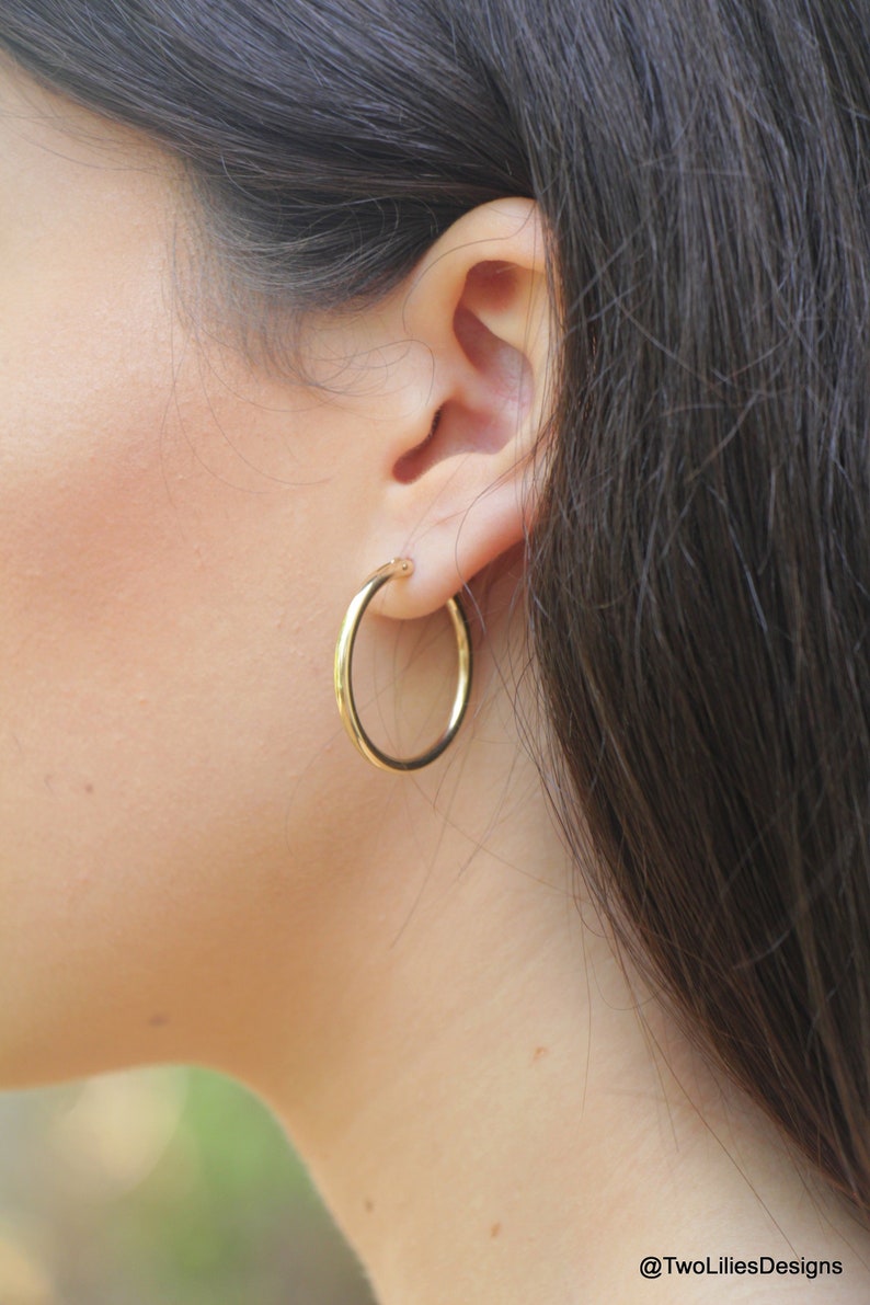 Gold Hoop Earrings, 14K Gold Filled Circle Hoops, 28mm Medium Gold Gypsy Earring, Simple Hoop, Minimal Hoops Jewelry, Medium Gold Hoops Gift image 4