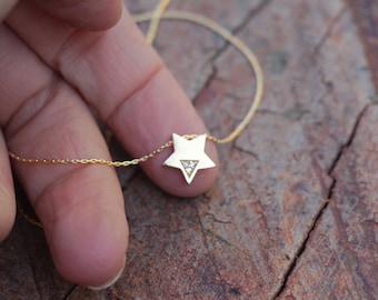 Gold Star Necklace, Minimalist Star Jewelry, 14K Gold Filled Chain, Dainty Women Necklace, Birthday Gift for Her, Sparkly Celestial Pendant