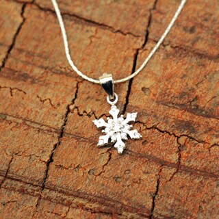 FJ Collana Fiocco Di Neve In Argento Sterling 925 Con Zirconi - Ciondolo Invernale, Regalo Donna Per Natale O Compleanno