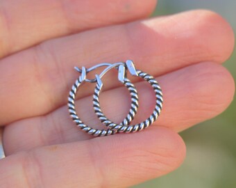 Silver Hoop Earrings, Dainty Small Hoop Earrings, Everyday Silver Hoops, Twisted Wire Earrings, Oxidized Earrings, Creole Small Silver Hoops
