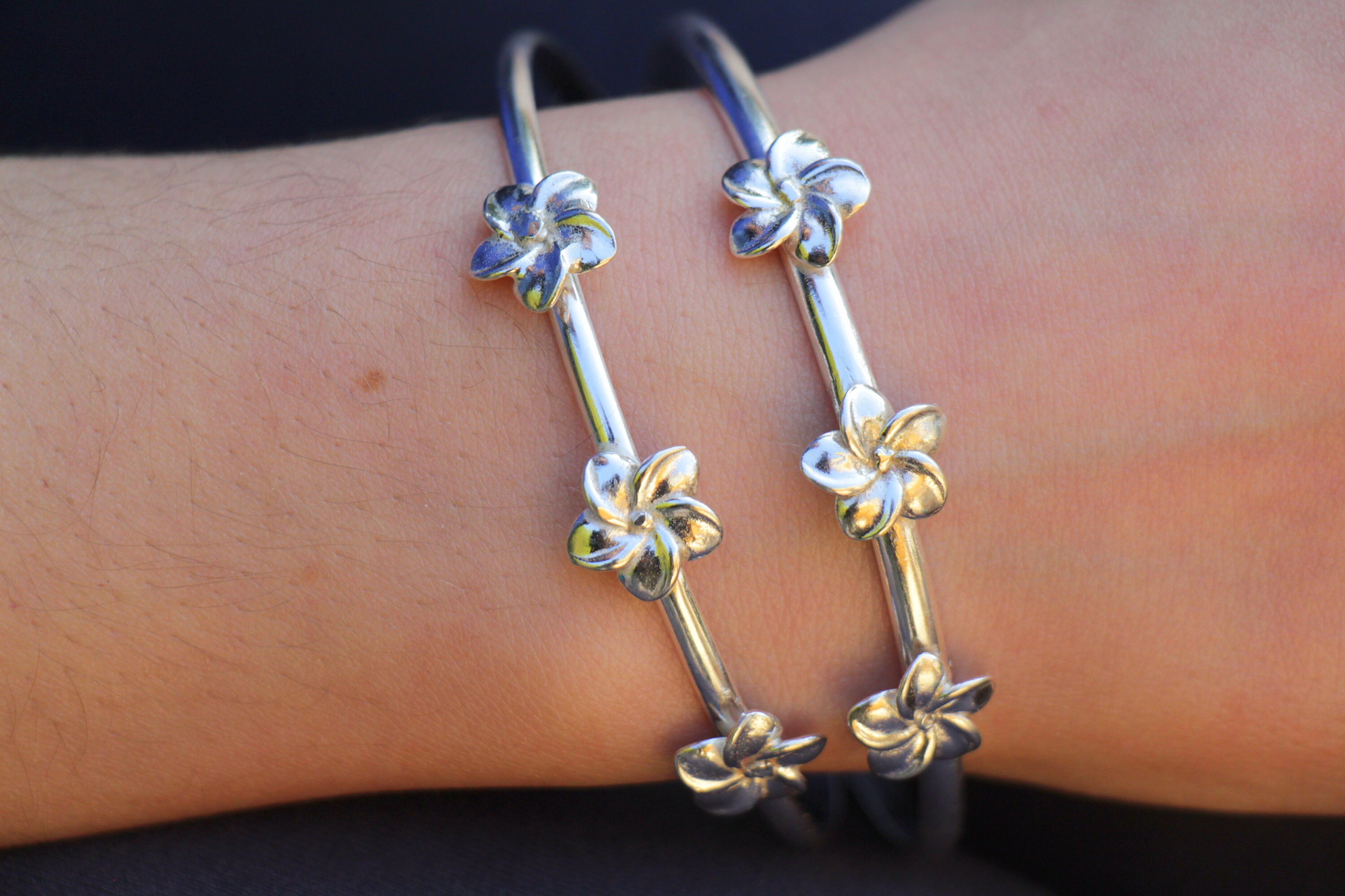 925 Sterling Silber Armreif Plumeria Blume Bali Verstellbares