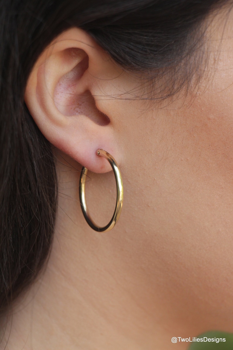 Gold Hoop Earrings, 14K Gold Filled Circle Hoops, 28mm Medium Gold Gypsy Earring, Simple Hoop, Minimal Hoops Jewelry, Medium Gold Hoops Gift image 7