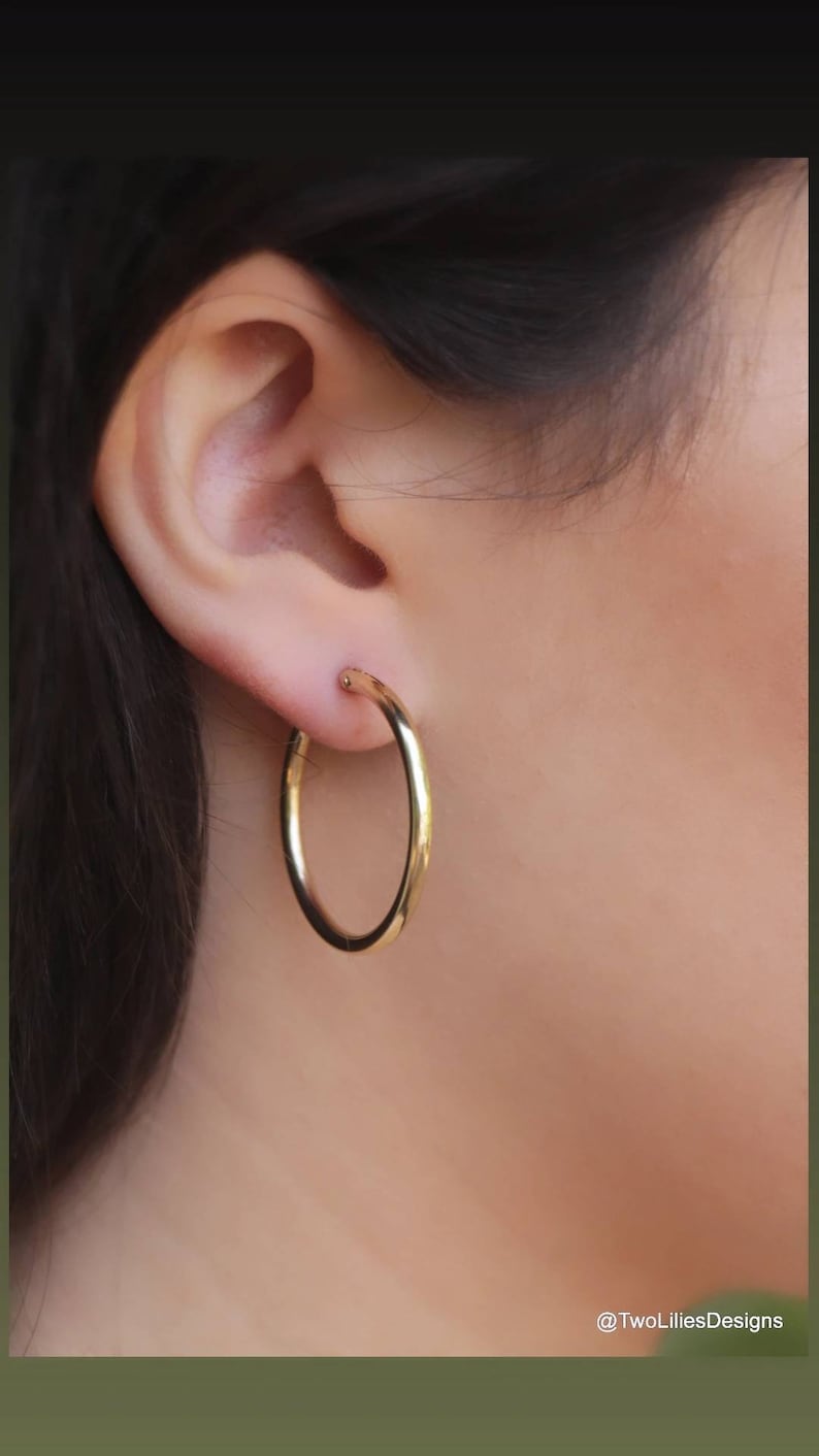 Gold Hoop Earrings, 14K Gold Filled Circle Hoops, 28mm Medium Gold Gypsy Earring, Simple Hoop, Minimal Hoops Jewelry, Medium Gold Hoops Gift image 1