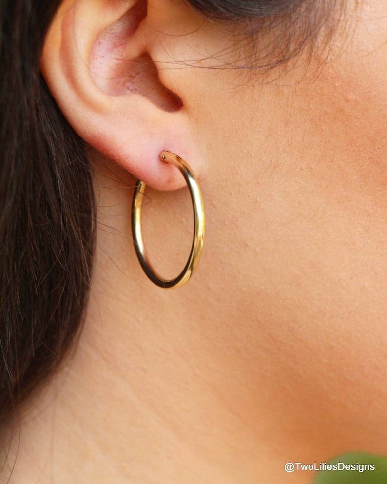 Gold Hoop Earrings, 14K Gold Filled Circle Hoops, 28mm Medium Gold Gypsy Earring, Simple Hoop, Minimal Hoops Jewelry, Medium Gold Hoops Gift image 3