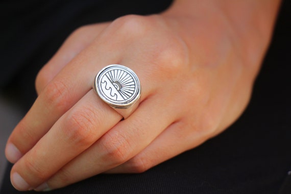 Silver Signet Ring, Sun Wave Thick Seal Ring, Chunky Wide Round Statement  Ring, Bold Sunset Sunrise Wave Sea Ocean Women Men Ring Jewelry - Etsy  Israel