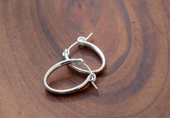 Silver oval hoops deals