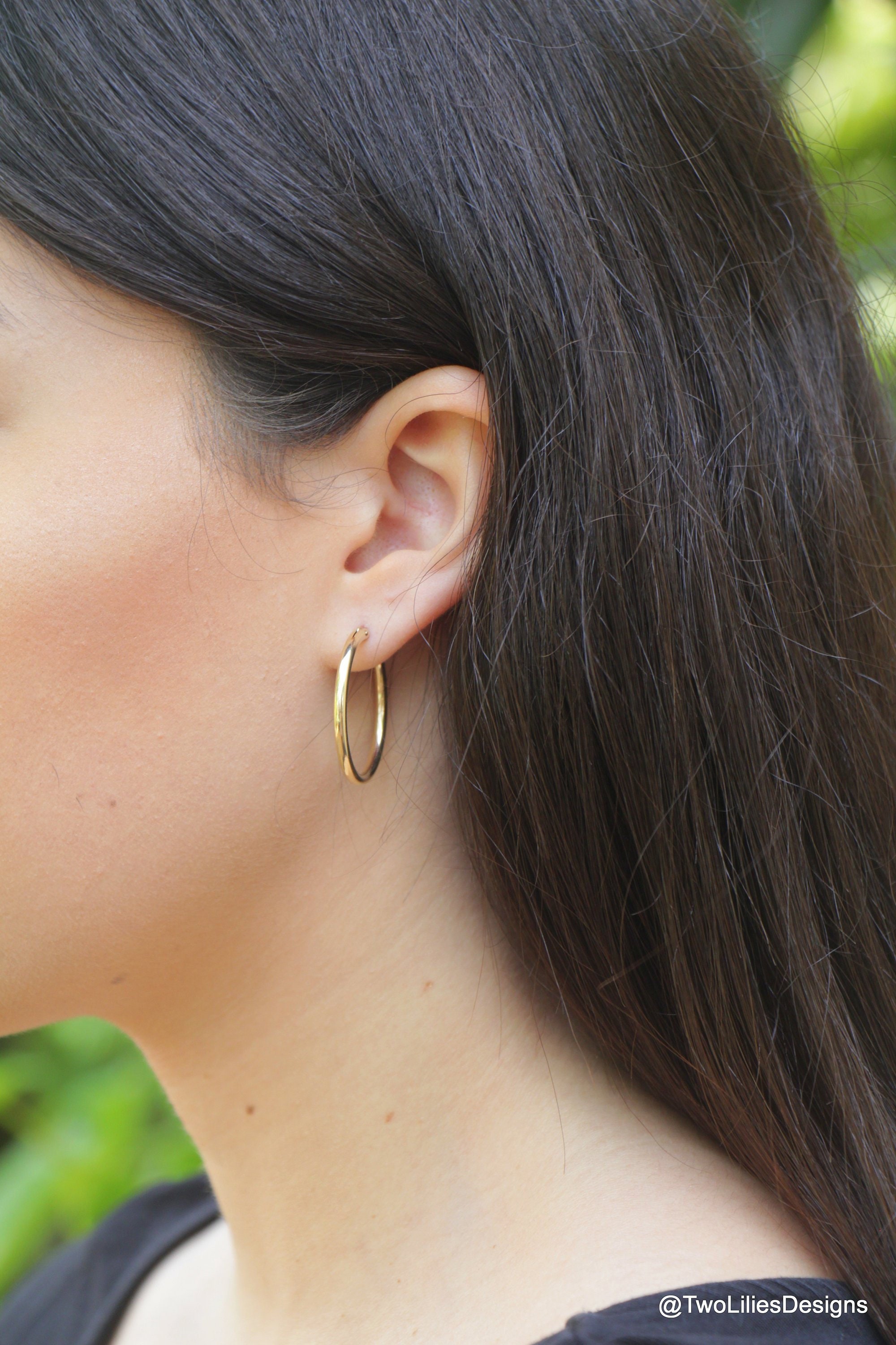 Gold Hoop Earrings 14K Gold Filled Circle Hoops 28mm Medium Gold