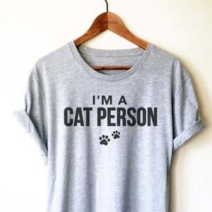 Ich bin ein Katzen Person Shirt / Tank Top / Hoodie - Katzen Liebhaber Geschenk, Katzen Mama Shirt, lustiges Katzen Shirt, süßes Katzen Shirt, Katzen Papa Shirt, Haustier Besitzer Shirt
