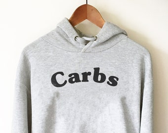Bluza z kapturem „Carbs” – koszulka dla smakoszy, prezent dla smakoszy, zabawny prezent dla miłośników jedzenia, prezent dla miłośników jedzenia, koszulka dla piekarza, koszulka dla szefa kuchni, koszulka „Carbs”, koszulka dla makaronu