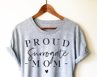 Camiseta/Regata/Moletom com capuz Proud Barriga de Aluguel - Camiseta para Barriga de Aluguel, Camiseta para Fertilização In Vitro, Camiseta para Infertilidade, Camiseta para Dia de Transferência, Dia da Recuperação, Presente para Barriga de Aluguel