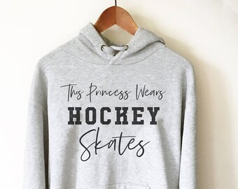 Felpa con cappuccio "Questa principessa indossa pattini da hockey" - Maglietta da hockey, Maglietta per mamma, Regali per hockey, Maglietta da hockey sul ghiaccio, Regalo unico per hockey, Mamma che gioca a hockey sul ghiaccio
