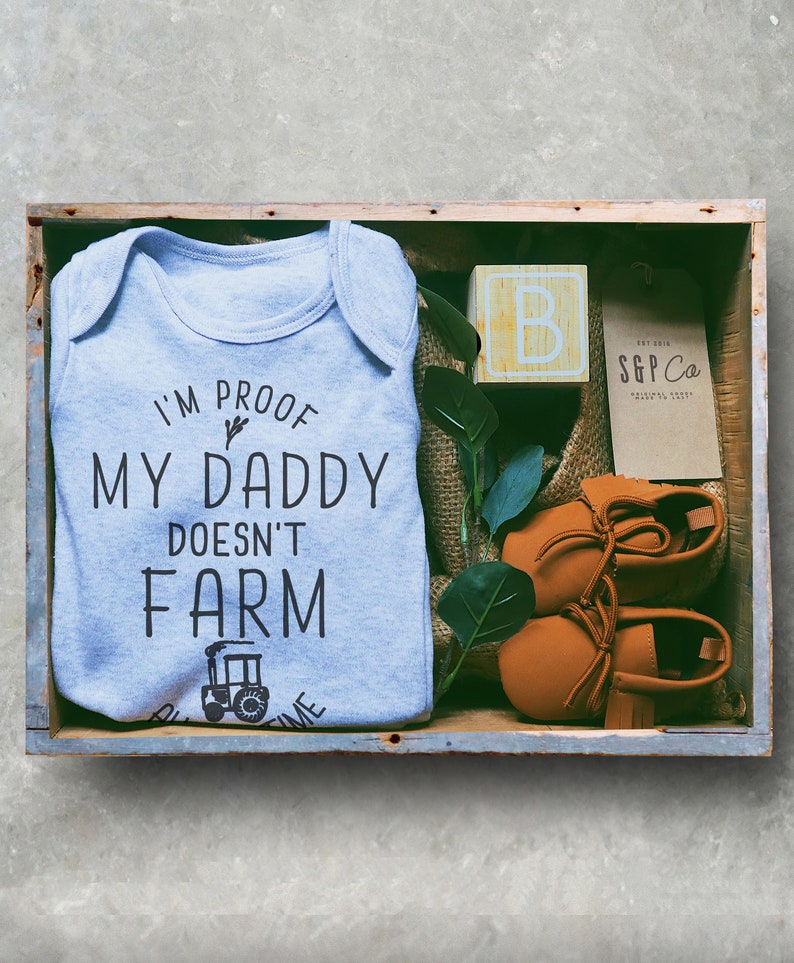 Funny Baby Bodysuit - I'm Proof My Daddy Doesn't Shoot Blanks - Cute Oxford Gray Onesie