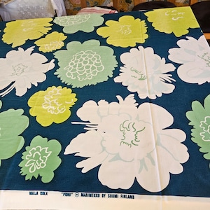 Wonderful Made in Finland big piece Marimekko by Suomi &quot;Pioni&quot; peony Maija Isola  Finnish cotton fabric