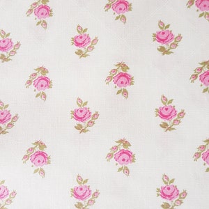 Bellissimo tessuto di cotone bianco rosa canina/fianchi/floreale in ottime condizioni