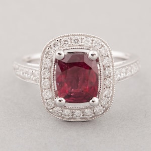 Certified 2.0 Carat Ruby and diamonds Ring