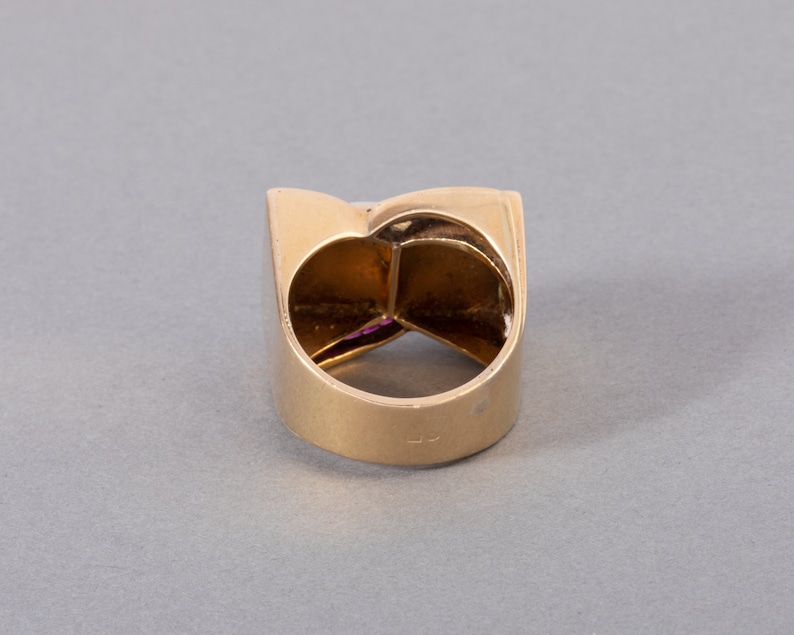 French Gold and Diamonds Tank Ring image 4