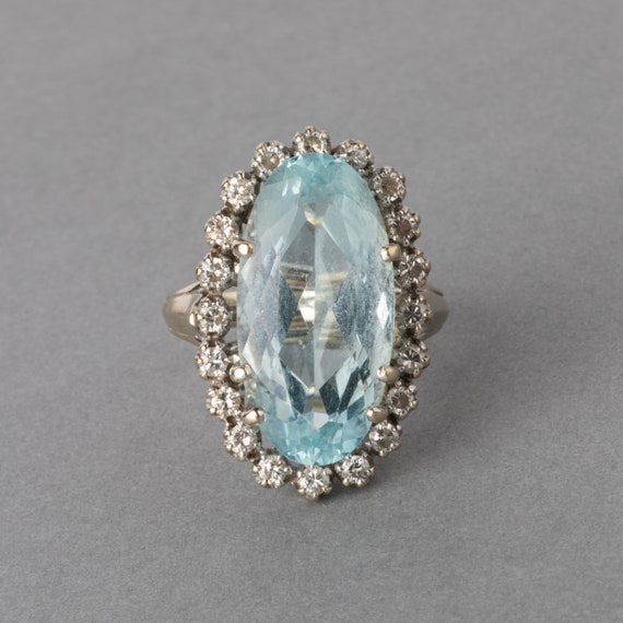 Gold Diamonds and Aquamarine French Vintage Ring