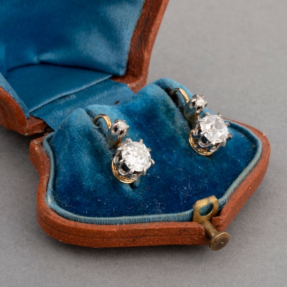 1.60 Carat Diamonds Antique Belle Époque Earrings
