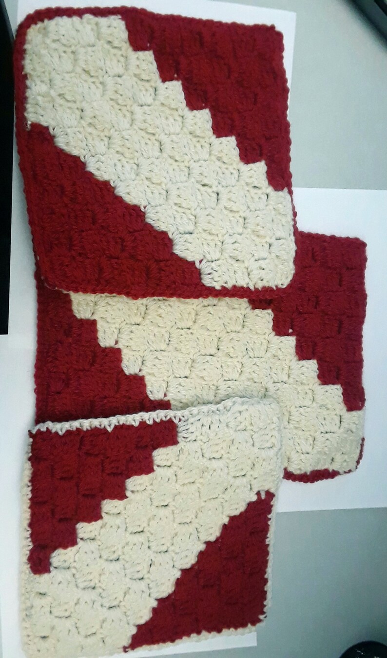 Red and White hot pads
