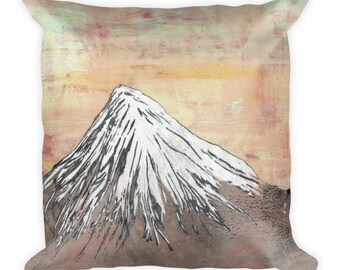 Square pillow with mountain print, pillowcase with pillow, interior decoration, interior pillow, mountain print illustration, printed pillow