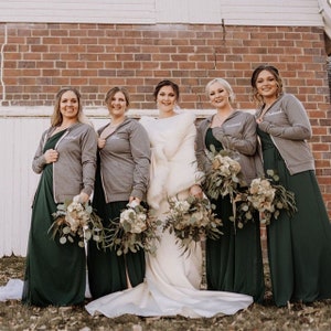 Conjunto personalizado de trajes de novia para prepararse para la mañana de la boda, sudadera con cremallera, regalo para la novia, conjunto personalizado de traje para la madre de la novia. imagen 6