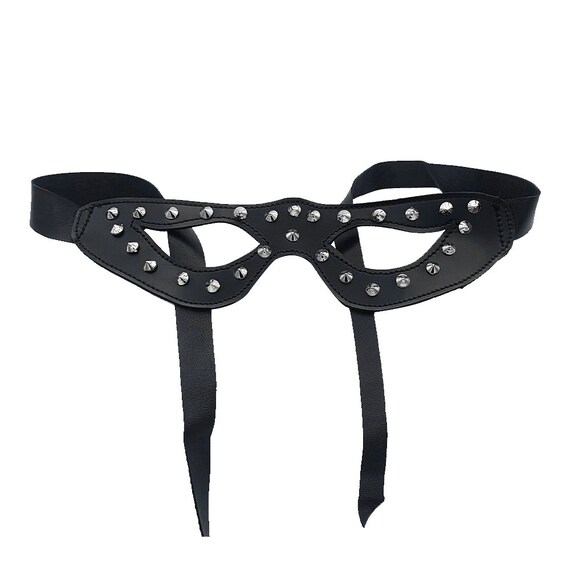 Kit Benda Maschera Occhi In Raso Con Manette Regolabili - Set Seducente Per Giochi Di Coppia. Maschera Nera E Bracciali In Morbida Pelliccia Sintetica.