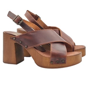 Brown women&#39;s sandals with crossed bands and 8.5 cm heel - Made in Italy - MY269 MARRONE