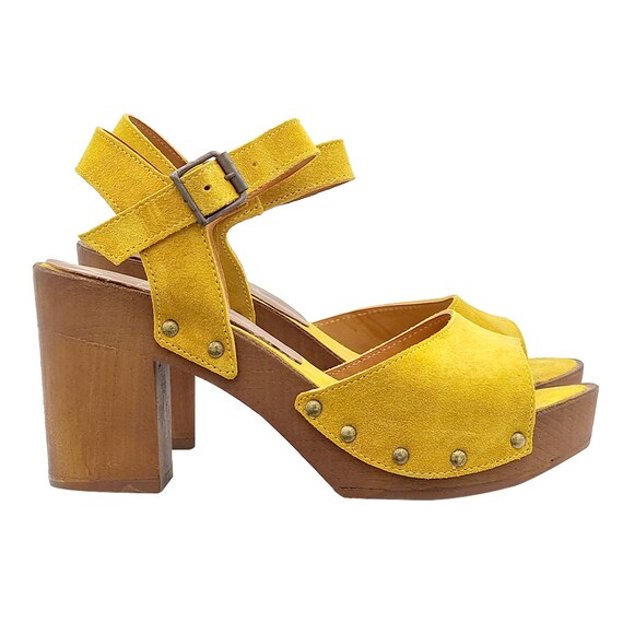 mustard yellow clogs
