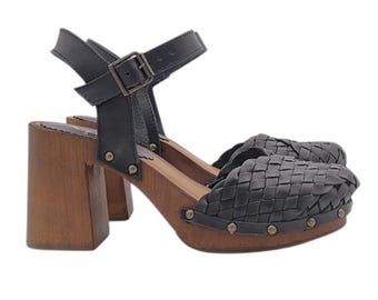Elegant women's sandals in genuine woven leather - HandMade - MY389 NERO