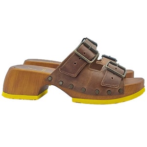Clogs in brown leather with double adjustable buckle - Made in Italy - MY202 MARRONE