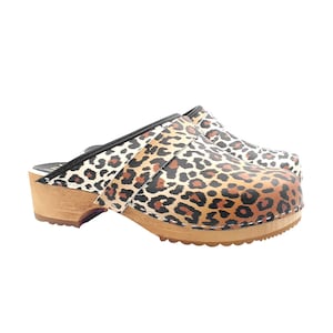 Swedish women&#39;s clogs in leather - Made in Italy - MY400 LEOP