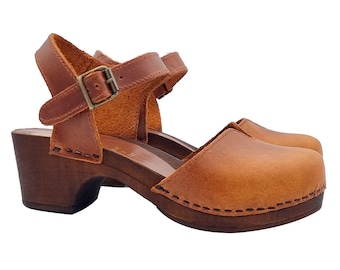 Sandalias holandesas bajas en piel marrón con correa - Made in Italy - MY214 CUOIO