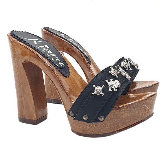 Women's sandals with silver skull and comfy heel KH12 NERO Women's sandals with silver skull and comfy heel KH12 NERO