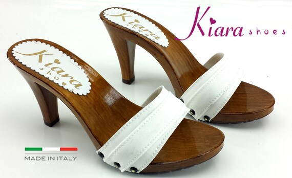 kiara clogs