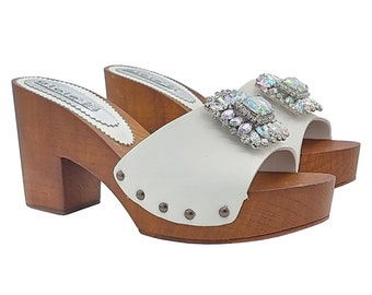 Women's clogs with leather upper enriched with accessories - Made in Italy - G1051 BIANCO