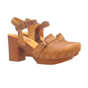 Dutch clogs in brown leather heel 9 closed toe and strap - Made in Italy - G375 MARRONE