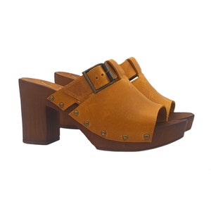 Woman&#39;s Clogs with heel 8 in Made in Italy leather - MY160 GIALLO
