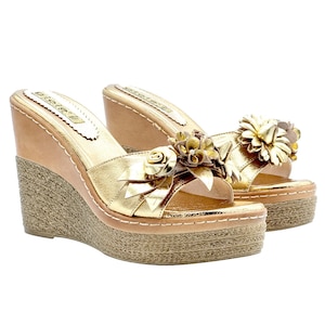 Golden wedge sandals leather jewel flowers handcrafted heel 11 - GZ41056 PLATINO