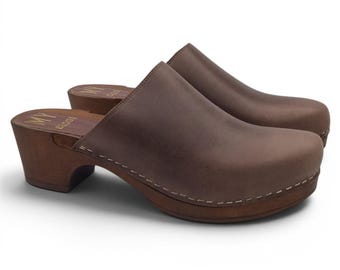 Classic Dutch clogs in Taupe leather - Made in Italy - MY573 TAUPE