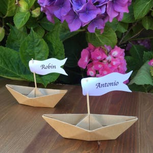 Brand place wedding, Origami boat, Kraft and white