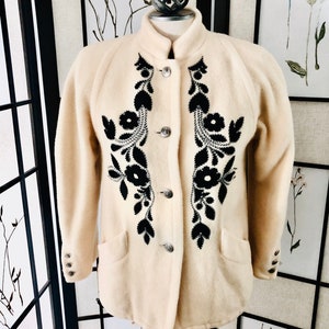 Vintage Cream/Light Yellow 100% Wool Jacket/Coat/Sweater with Black Flower Embroidery Detail - Mint Condition - Made in Italy - S/M