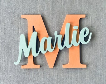 Name plate with capital letters made of wood | Wandeko | Lettering | Wooden sign | Cursive | handmade | Typography | Combi sign |