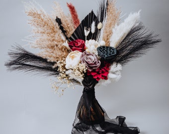 Black and Burgundy Gothic bouquet/Black wedding/Hallowen Dark flowers bouquet/Dried black bouquet/Bridesmaid bouquet/Moody wedding/